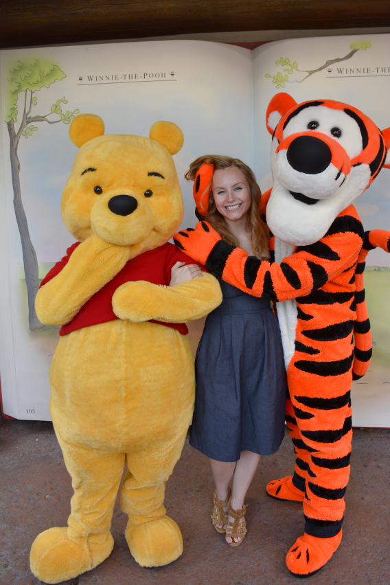 Sed Bona with Winnie the Pooh and Tigger 5