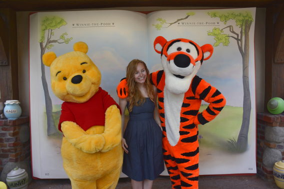 Sed Bona with Winnie the Pooh and Tigger 2