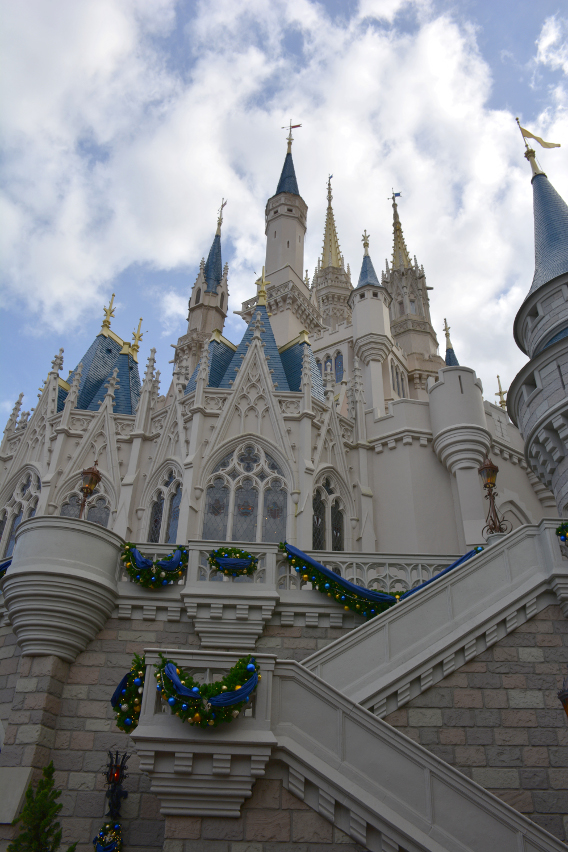 Cinderella's Castle at Magic Kingdom Disneyworld Orlando