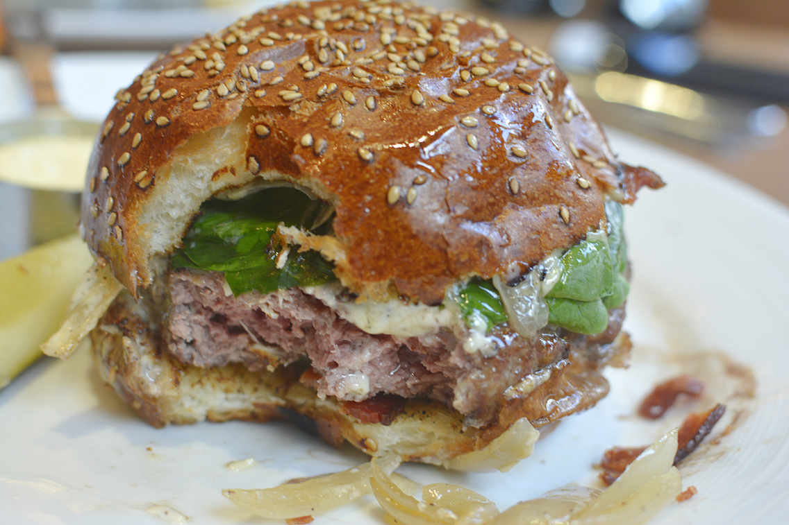 David Burke's Primehouse Chicago 40 DAY Dry-Aged Prime Steak Burker Burger 4