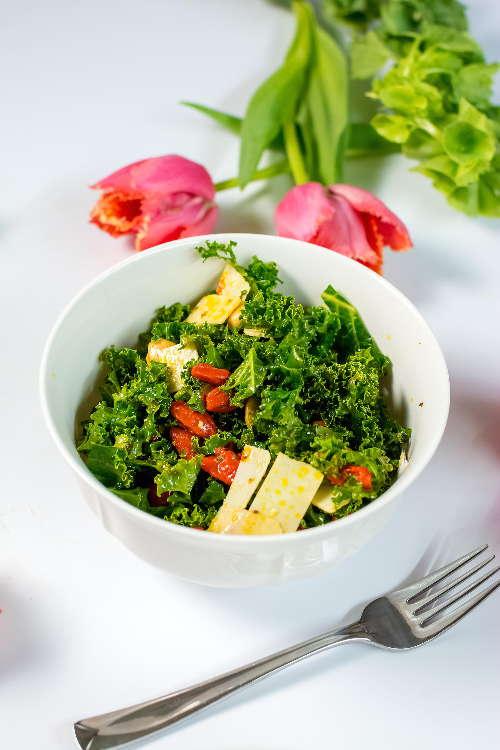 Goji Berry Kale Detox Salad Recipe
