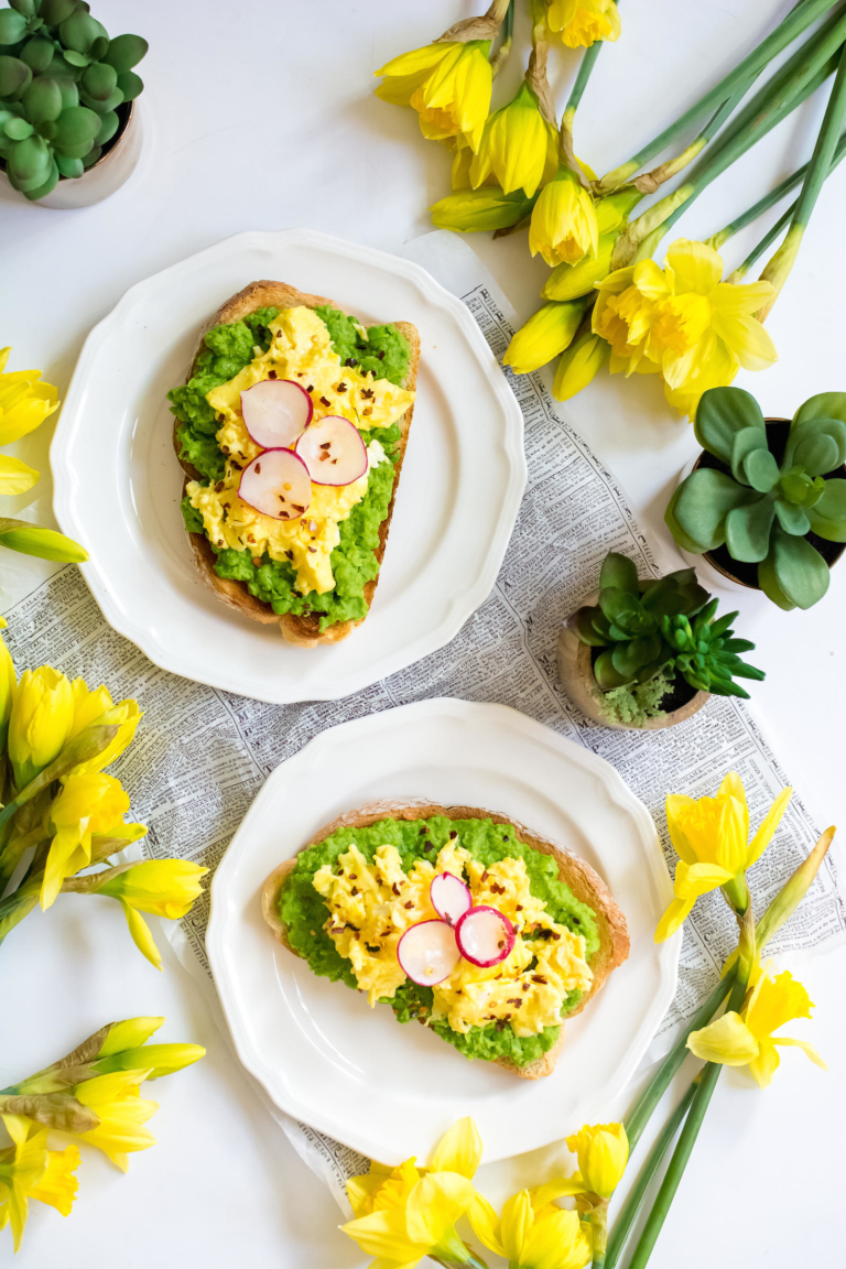 Mashed Pea & Scrambled Egg Tartines Sed Bona