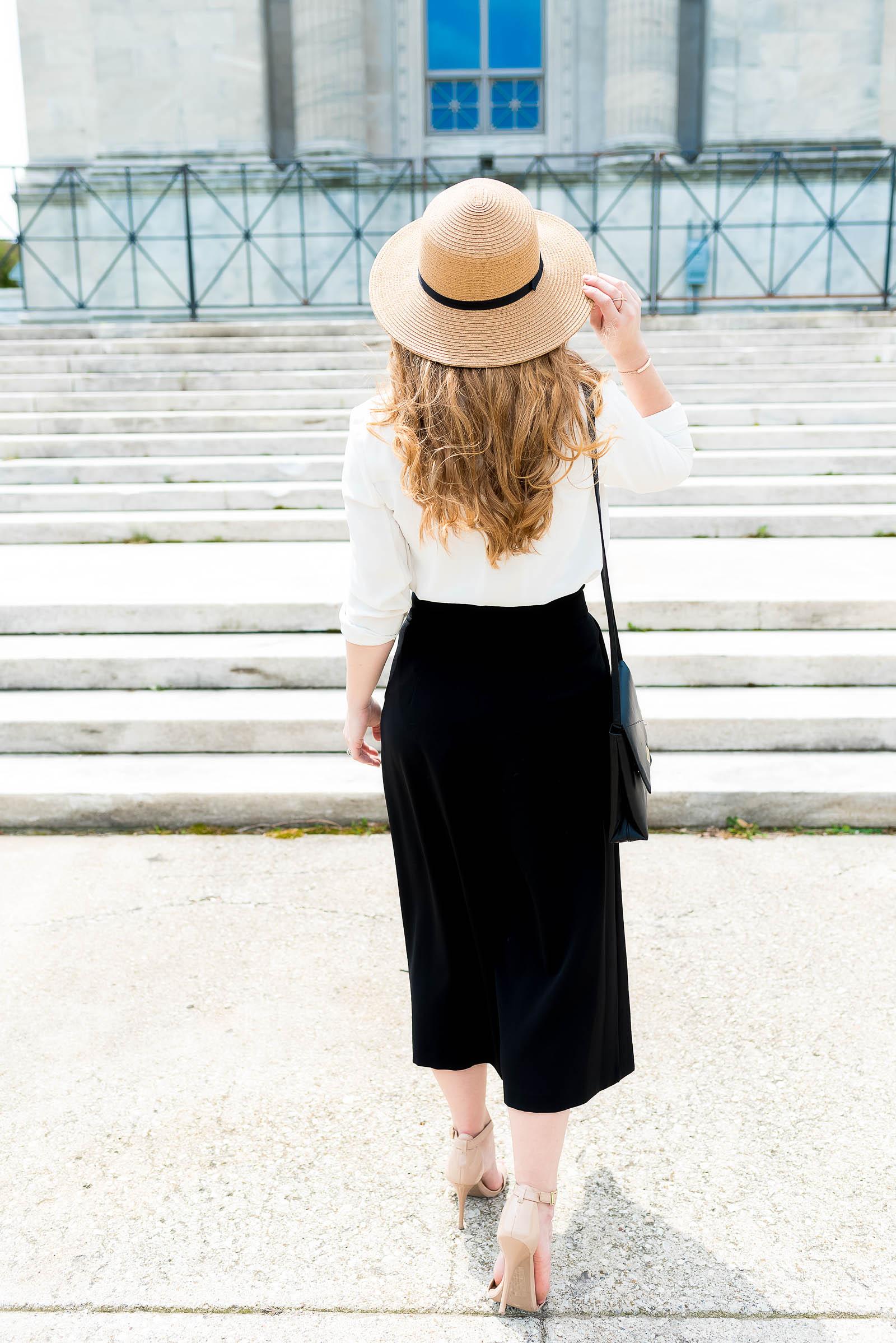 Classic Vintage-Inspired Black and White Summer Outfit