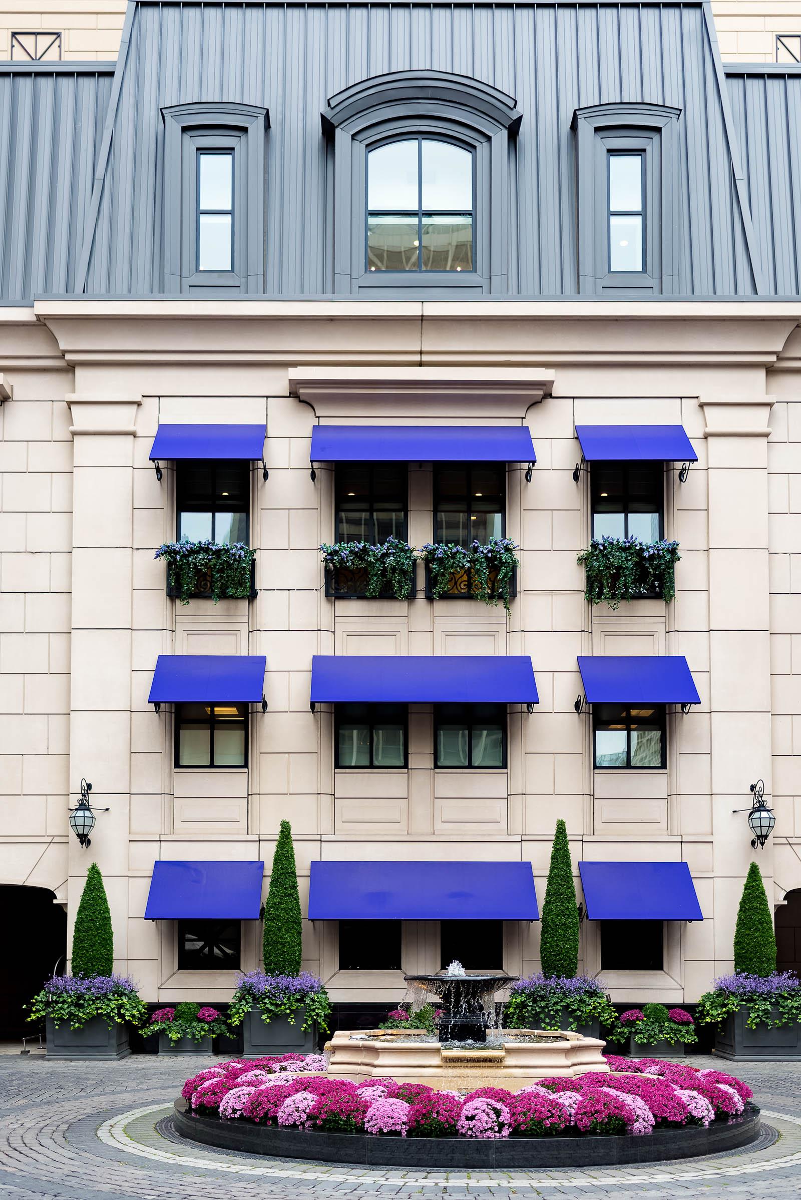Waldorf Astoria Chicago